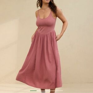 Elegant Pink Sleeveless Dress